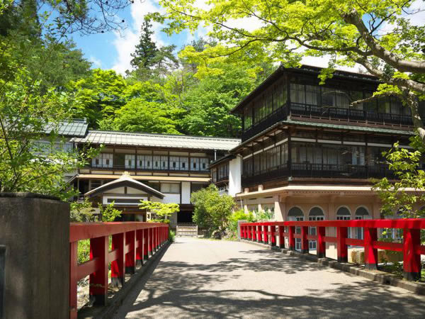 四万温泉　積善館　佳松亭・山荘